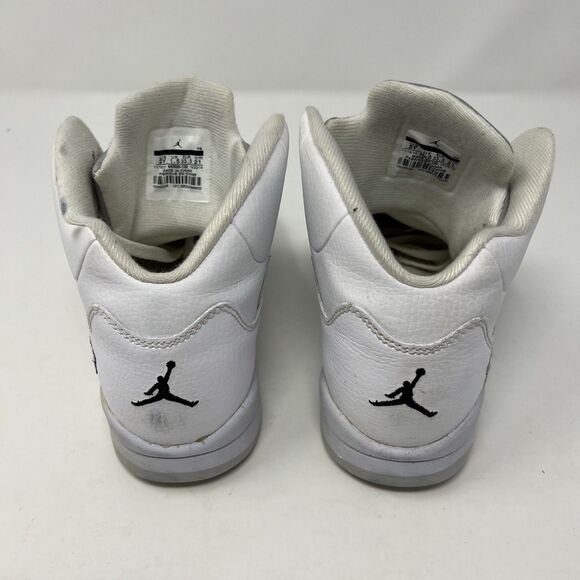 White 2014 NIKE AIR JORDAN 5 RETRO METALLIC SILVER YOUTH SIZE 2Y 440889-130 - Picture 4 of 10